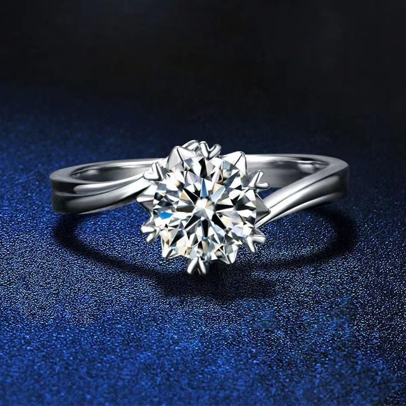 925 Silver Plate Snowflake Mossanite Stone Diamond Cut Ring