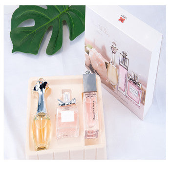 Four Sets Of Red Explosive Fragrances