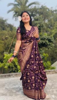 Japani Silk Skin Print Sharee with Blouse Piece