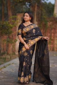 Japani Silk Sharee with Blouse Piece
