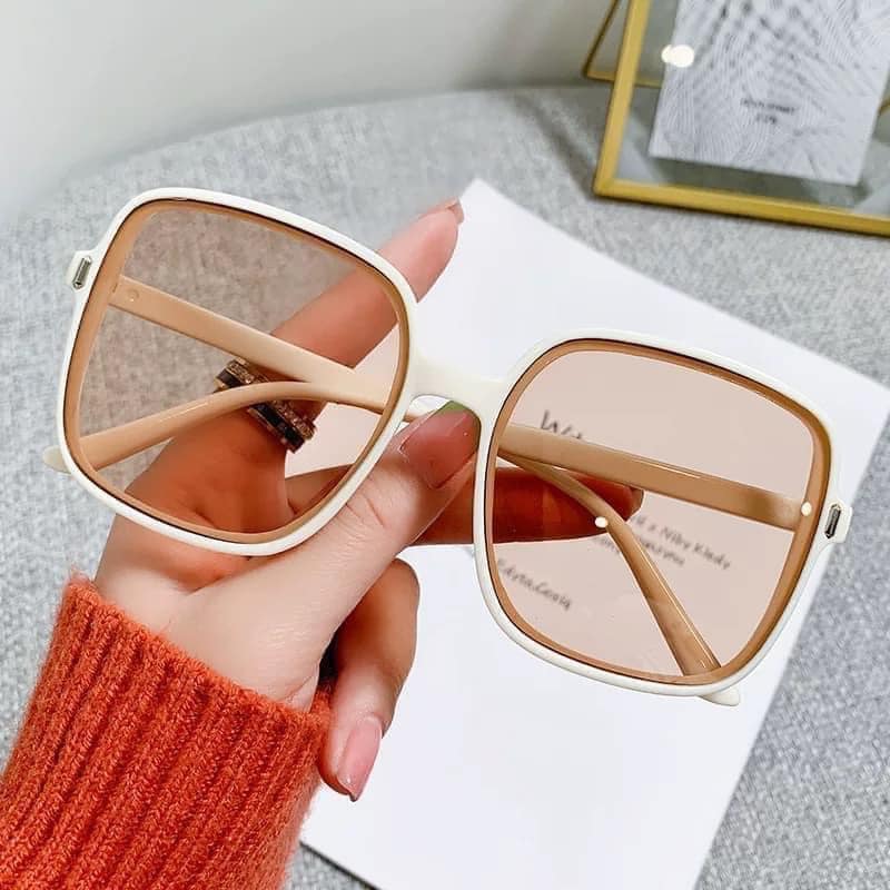 Sunglass With Sunglass Case (P-15)