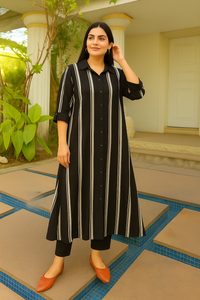 ব্ল্যাক অ্যান্ড হোয়াইট স্ট্রাইপড কটন কুর্তি