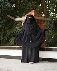 Muttaki Burqa